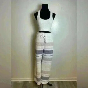 POL Lounge Set! So soft! Top size S Bottoms size L